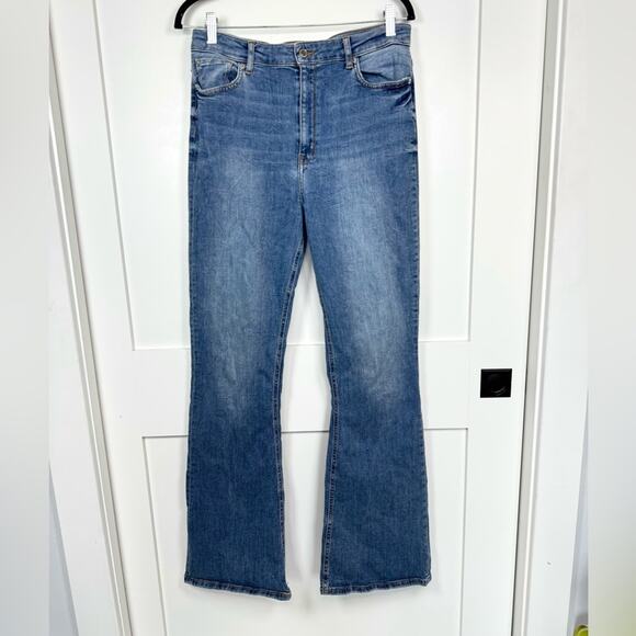 Zara Flare High Waisted Jeans Size 12 - Picture 2 of 10
